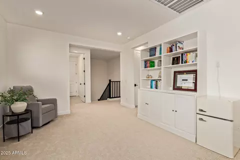 Entry Way - 1479 E Rakestraw Ln, Gilbert, AZ 85298 photo 5 of 6