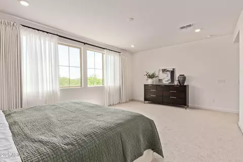 Bedroom - 1479 E Rakestraw Ln, Gilbert, AZ 85298 photo 4 of 9