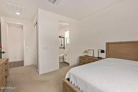 Bedroom - 1479 E Rakestraw Ln, Gilbert, AZ 85298 photo 6 of 9