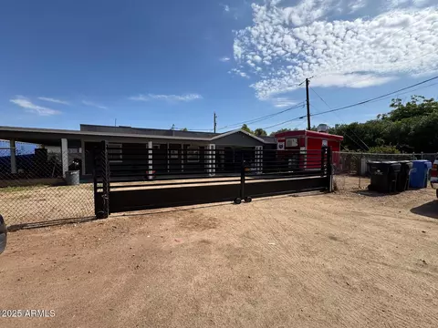 4617 S 8th St, Phoenix, AZ 85040
