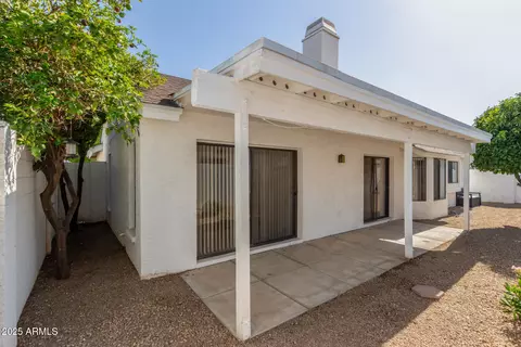 Exterior - 3228 E Taro Ln, Phoenix, AZ 85050 photo 3 of 5