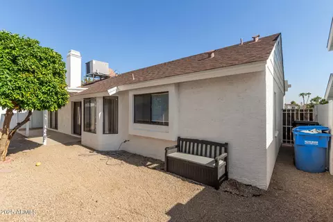 Exterior - 3228 E Taro Ln, Phoenix, AZ 85050 photo 4 of 5