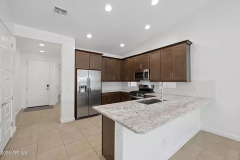 Entry Way - 9625 E Tesla Ave, Mesa, AZ 85212 photo 2 of 5