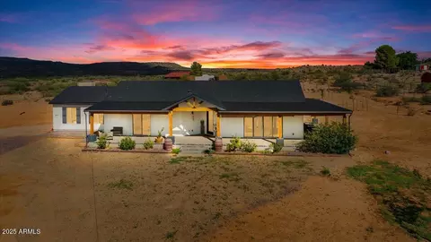 1445 S Koch Ranch Rd, Cornville, AZ 86325