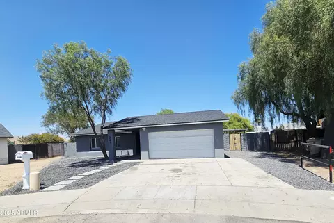 5040 N 69th Dr, Glendale, AZ 85303