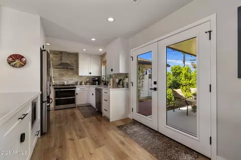 6534 N 16th Pl, Phoenix, AZ 85016 photo 8