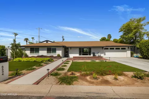 6534 N 16th Pl, Phoenix, AZ 85016