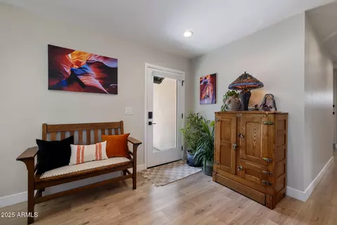 6534 N 16th Pl, Phoenix, AZ 85016 photo 3