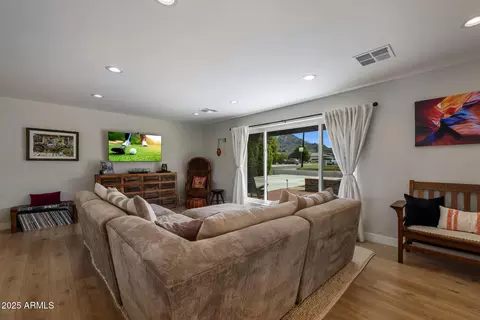 6534 N 16th Pl, Phoenix, AZ 85016 photo 5
