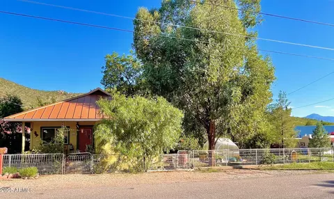 122 Van Dyke St, Bisbee, AZ 85603