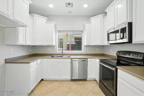 Kitchen - 4744 E Olney Ave, Gilbert, AZ 85234 photo 1 of 2