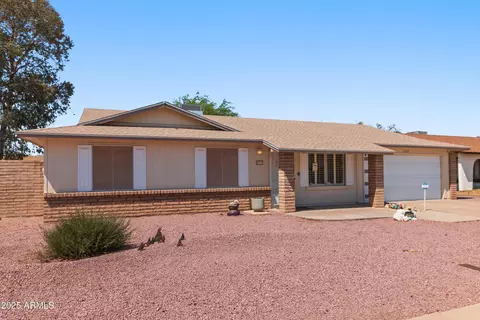 5232 W Cortez St, Glendale, AZ 85304