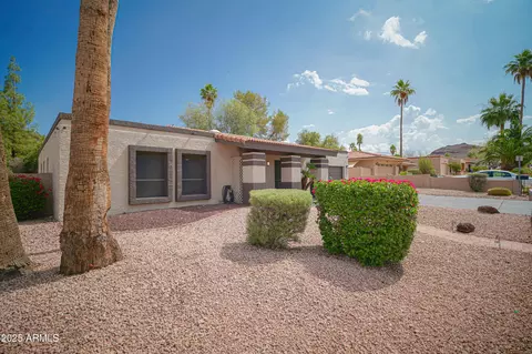 702 E Coral Gables Dr, Phoenix, AZ 85022