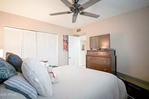 Bedroom - 702 E Coral Gables Dr, Phoenix, AZ 85022 photo 6 of 8