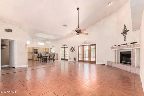 Living - 1325 E Treasure Cove Dr, Gilbert, AZ 85234 photo 2 of 7