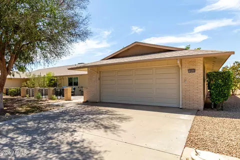 18606 N 130th Ave, Sun City West, AZ 85375