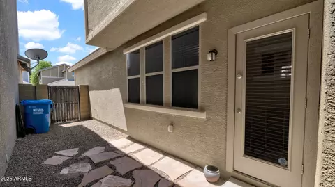 Exterior - 4363 E Morrow Dr, Phoenix, AZ 85050 photo 3 of 8