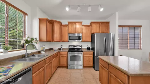 Kitchen - 4363 E Morrow Dr, Phoenix, AZ 85050 photo 1 of 3