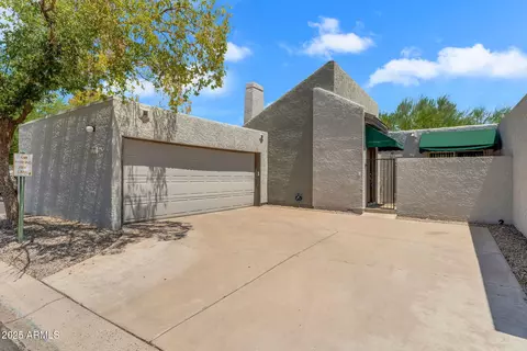 337 E Ambassador Dr, Tempe, AZ 85288