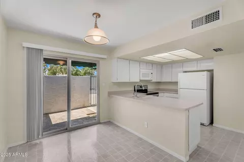 Kitchen - 337 E Ambassador Dr, Tempe, AZ 85288 photo 1 of 3