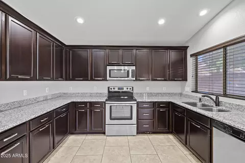 Kitchen - 1092 W Vaughn Ave, Gilbert, AZ 85233 photo 3 of 5