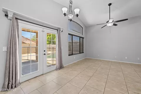Living - 1092 W Vaughn Ave, Gilbert, AZ 85233 photo 2 of 5