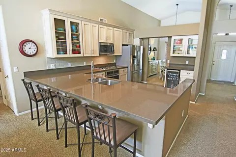Kitchen - 4357 E Angela Dr, Phoenix, AZ 85032 photo 5 of 5