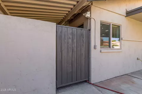 1920 E Belmont Dr, Tempe, AZ 85284 photo 17