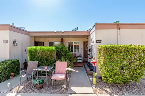 10917 W Coggins Dr, Sun City, AZ 85351