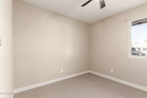 Bedroom - 4240 N 73rd Ave, Phoenix, AZ 85033 photo 3 of 8
