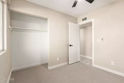 Bedroom - 4240 N 73rd Ave, Phoenix, AZ 85033 photo 4 of 8