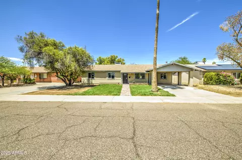 3650 Emile Zola Ave, Phoenix, AZ 85032
