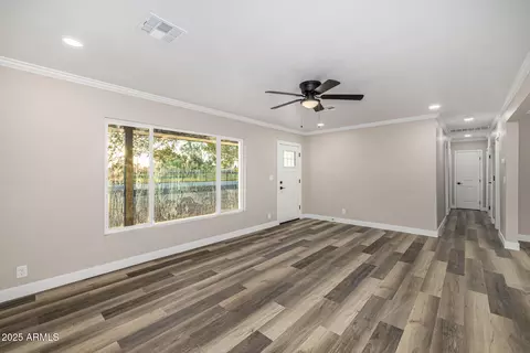 Living - 6211 N 11th Ave, Phoenix, AZ 85013 photo 4 of 4
