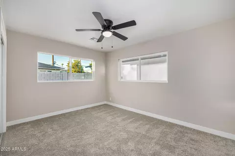 Bedroom - 6211 N 11th Ave, Phoenix, AZ 85013 photo 1 of 8