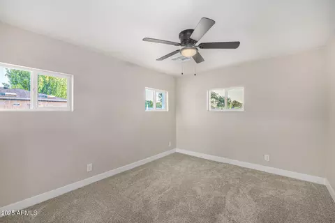 Bedroom - 6211 N 11th Ave, Phoenix, AZ 85013 photo 4 of 8