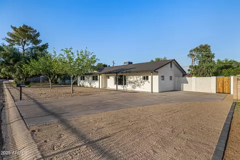 Other - 6211 N 11th Ave, Phoenix, AZ 85013 photo 9 of 37