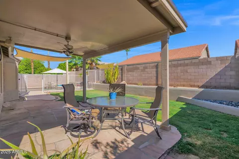 3848 W Charlotte Dr, Glendale, AZ 85310