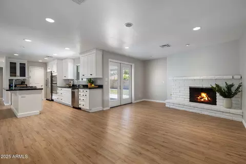 Living - 3437 E Meadowbrook Ave, Phoenix, AZ 85018 photo 6 of 9