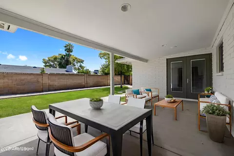 Exterior - 3437 E Meadowbrook Ave, Phoenix, AZ 85018 photo 2 of 9