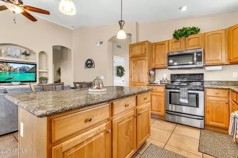 Kitchen - 2249 E Manor Dr, Gilbert, AZ 85296 photo 3 of 4