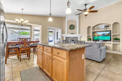 Kitchen - 2249 E Manor Dr, Gilbert, AZ 85296 photo 2 of 4