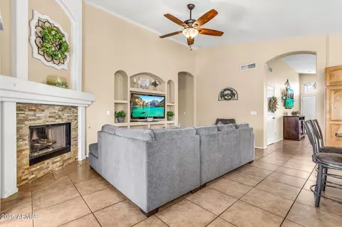 Other - 2249 E Manor Dr, Gilbert, AZ 85296 photo 3 of 7