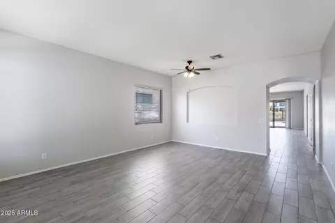 33309 N 24th Dr, Phoenix, AZ 85085 photo 4
