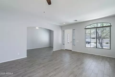 33309 N 24th Dr, Phoenix, AZ 85085 photo 6