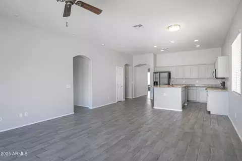 33309 N 24th Dr, Phoenix, AZ 85085 photo 14