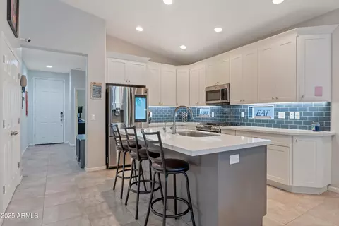 7428 E Osage Ave, Mesa, AZ 85212