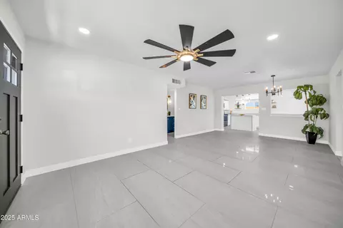 3736 W Wethersfield Rd, Phoenix, AZ 85029 photo 14