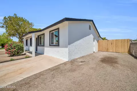 3736 W Wethersfield Rd, Phoenix, AZ 85029 photo 10