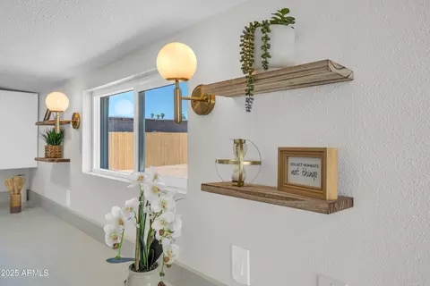 3736 W Wethersfield Rd, Phoenix, AZ 85029 photo 2