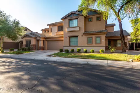 Exterior - 1424 Elgin St, Gilbert, AZ 85295 photo 4 of 10